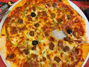 Le Pizzaiollo