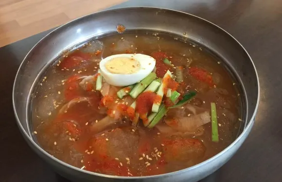 Baan Kimchi