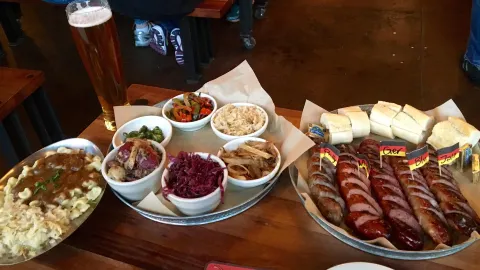 Würst Bier Hall Downtown in 파고