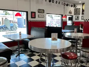 Mel's Downtown Creamery