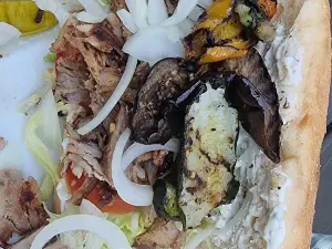 Imbiss Stratos Dining