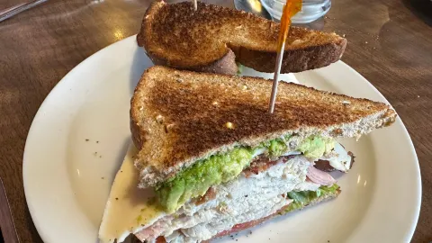 Denny's Restaurant Kamloops South in カムループス