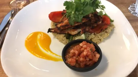 Moxies Gloucester Restaurant in Ottawa