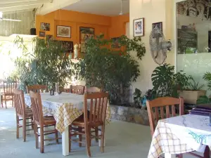 Jerry's Elliniko