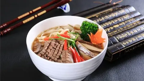 陵口肴肉面 in 鎮江