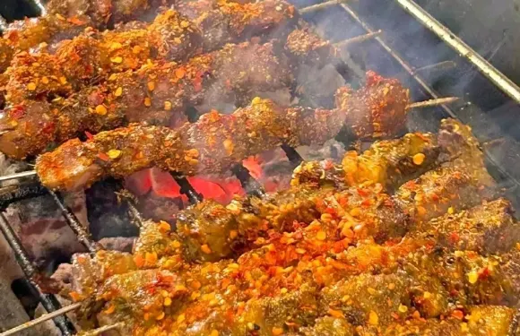 頂流碳烤羊肉串