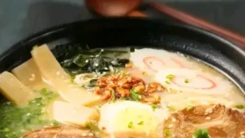 LAO FAN HE ZHU TI CAN TING in Тунхуа