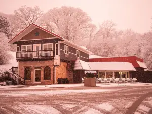 Trout Mountain Coffeehouse & Inn