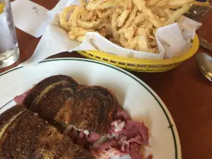 Six Mile Cafe
