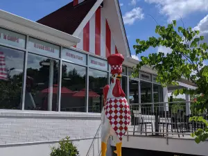 Red Rooster Drive-In
