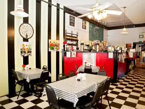 Russo's Cheesecakes and Deli