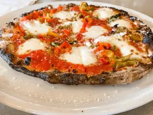 Ah' Pizz