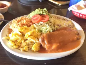 El Tecolote Restaurant