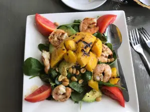 Sal's Ballyhoo's Seafood Restaurant