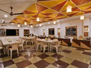 Hotel Malas Dining