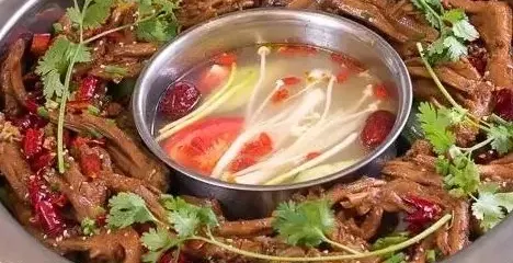 鴨掌門特色火鍋(郿縣店)