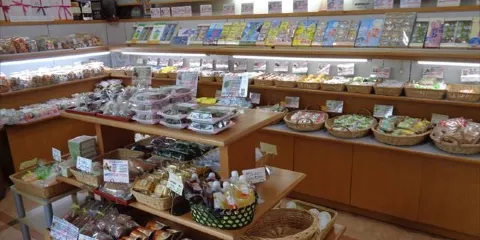 Master confectioner Kojika