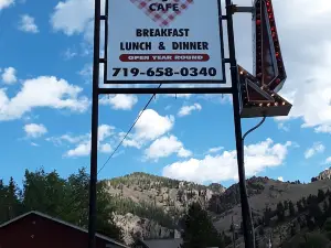 MJ's Cafe