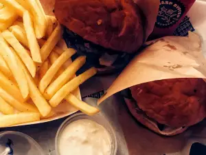 Babr Burger