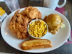 Storheims Family Restaurant