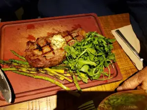 California Pizza Kitchen