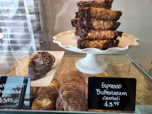 Artisan Bakery Cafe