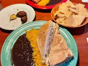 Armando's Caribe