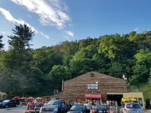 Falls City Restaurant and Pub