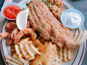 Big Fish Seafood Grill & Bar