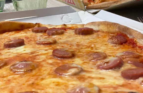 Pizza Connection