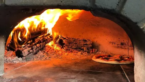 Pizza Pazz Tulumunchies in Tulum