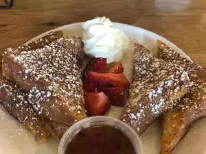 La Farm Bakery Bistro