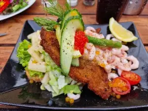 Mcknudsens Rest.