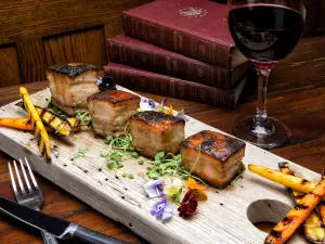 Timberlake's Restaurant at Chetola Resort