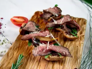 La Manche Home Restaurant & Bar