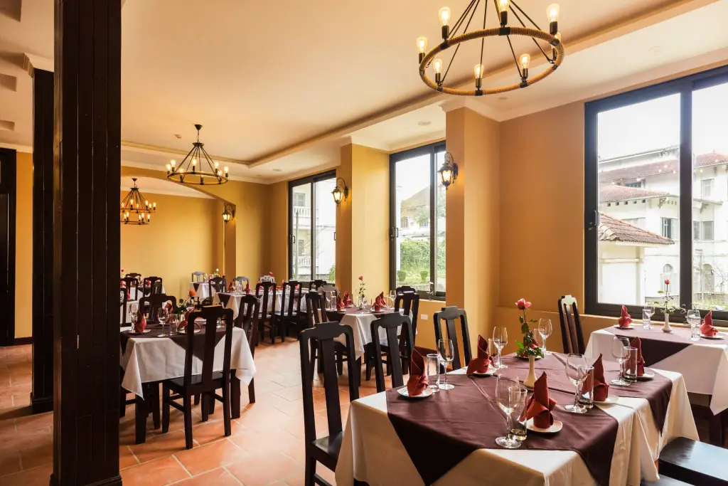 Ladybird Restaurant Hotel Cafe