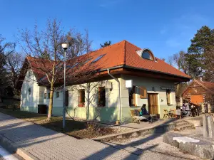 Hollerung káva & koloniál