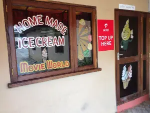 Homemade Icecream & Movie World Diani