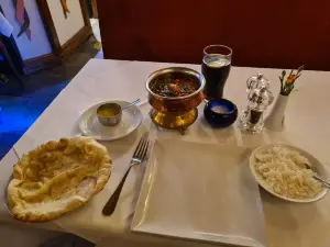 The Sitar Balti