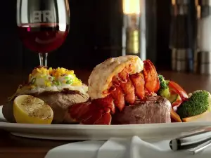 Bâton Rouge Grillhouse & Bar
