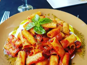 Pizzeria La Trattoria