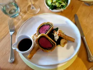 Hillfield Restaurant & Bar