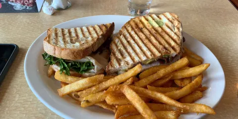 Sofra Family Bistro