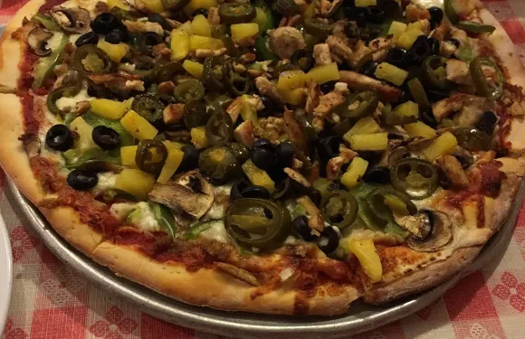 G & F Pizza Palace