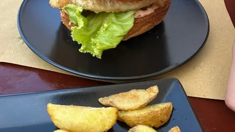Ande Bistro & Bar in 비스
