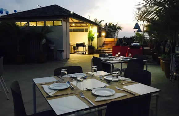 Rooftop Restaurant - Champa Central Hotel