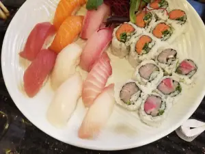 Shinto Sushi at Freedom Commons