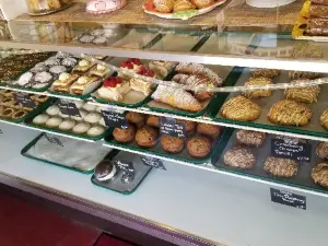 Botto's Bakery