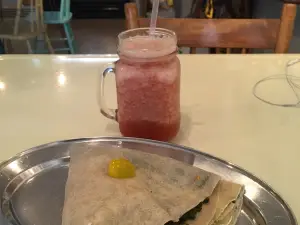 Bluhouse Market & Cafe