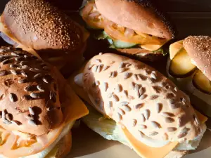 Cafe Anton Confectionery | Cakes & Cookies